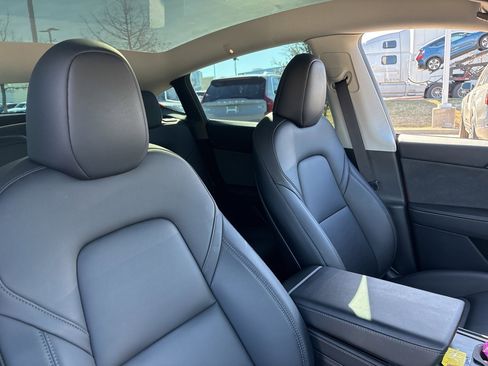Used 2023 Tesla Model Y Long Range image 11