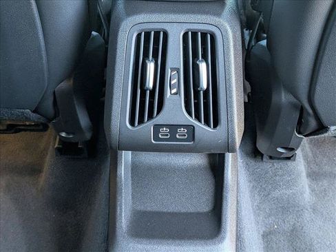 Used 2025 BMW X1 xDrive28i AWD/4WD image 17