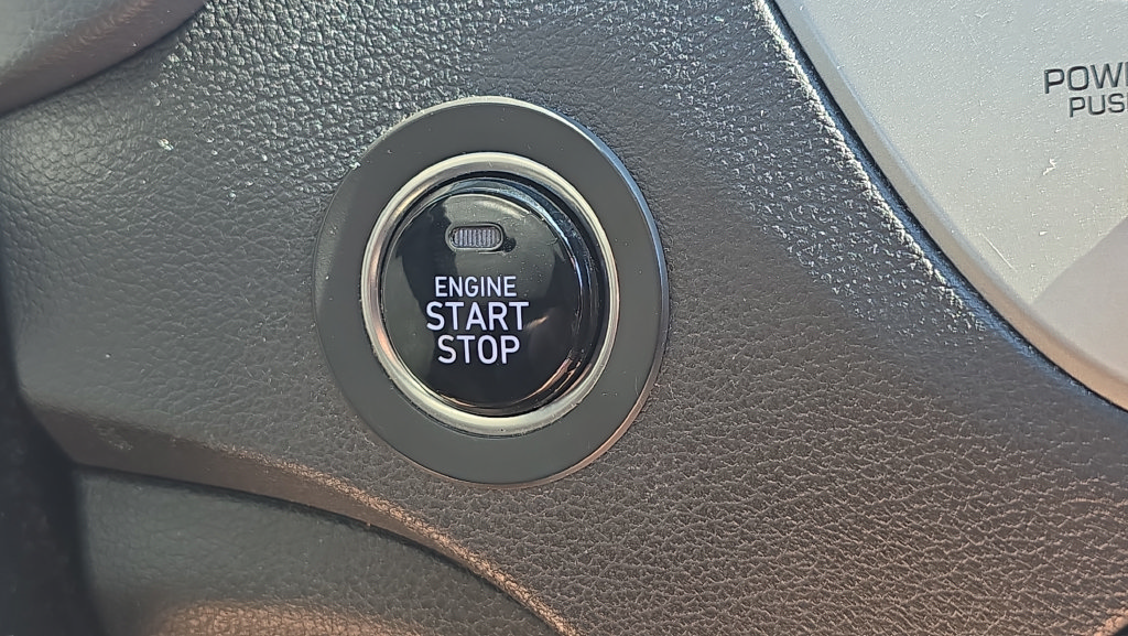 Used 2021 Hyundai Accent Limited FWD image 28