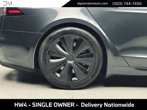 Used 2024 Tesla Model S AWD/4WD image 39
