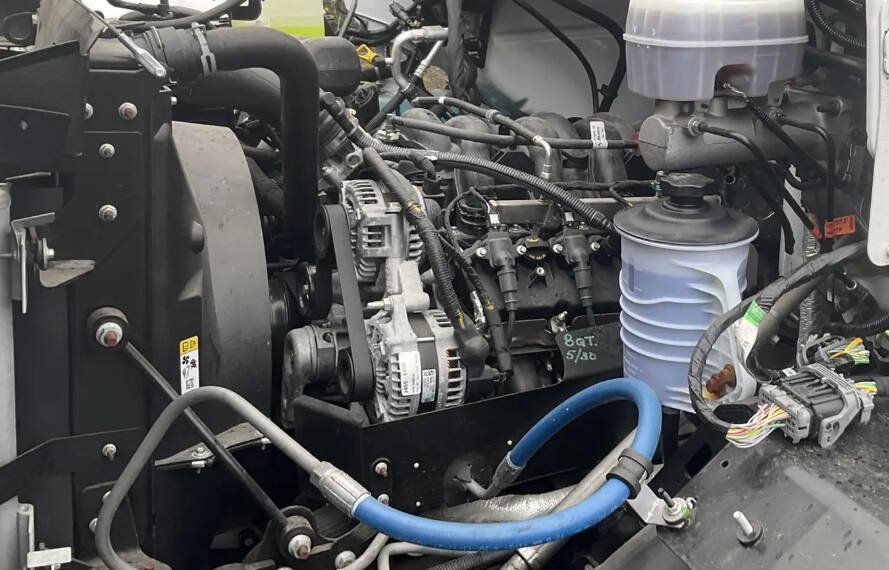 Used 2023 Ford F750 2WD Crew Cab Super Duty image 37