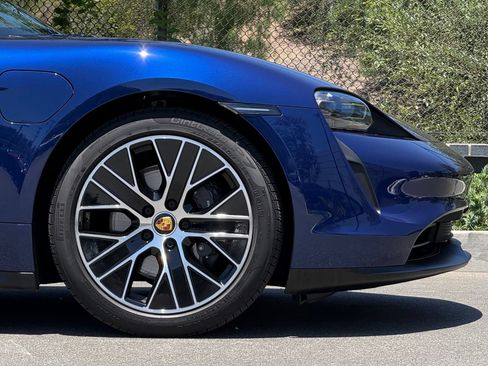 Certified 2023 Porsche Taycan RWD image 11