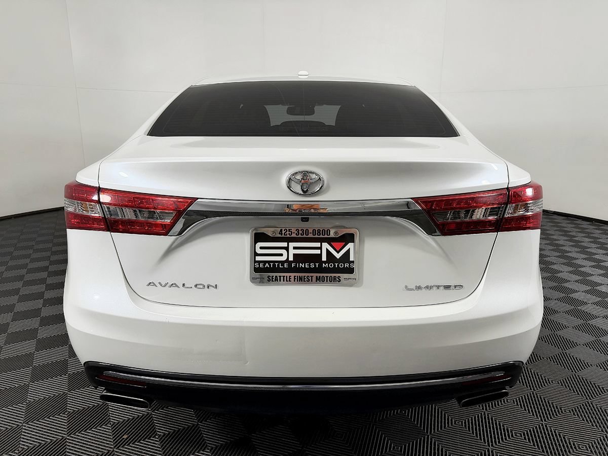 Used 2016 Toyota Avalon Limited FWD image 10