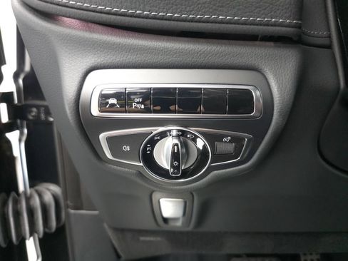 Used 2024 Mercedes-Benz G 550 w/ Exclusive Interior Package image 10