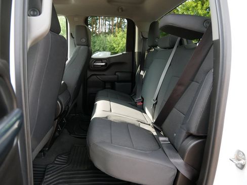 Used 2019 Chevrolet Silverado 1500 Custom w/ Custom Value Package AWD/4WD image 11
