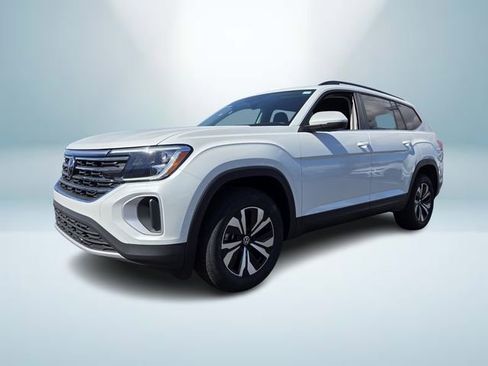 New 2026 Volkswagen Atlas SE FWD image 2