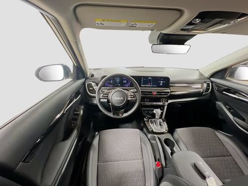 New 2026 Kia Seltos S FWD image 24