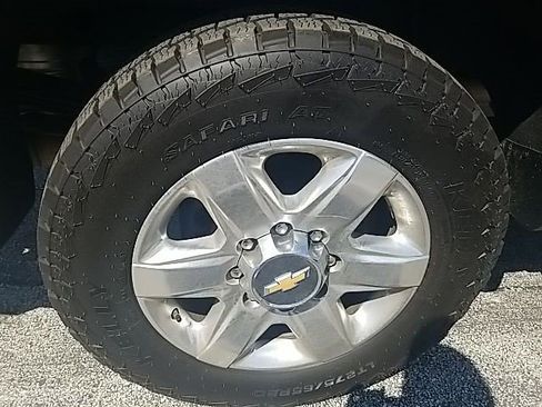 Certified 2022 Chevrolet Silverado 2500 LTZ w/ Z71 Off-Road Package AWD/4WD image 22