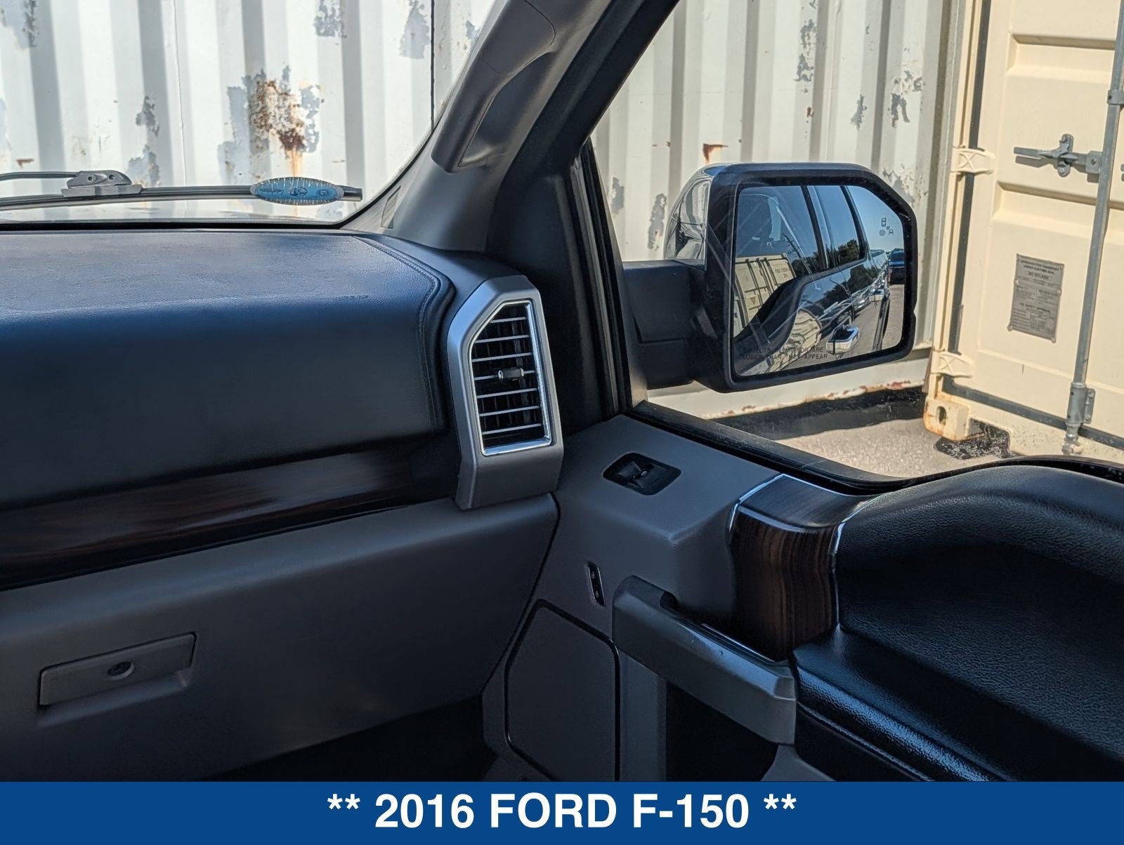Used 2016 Ford F150 Lariat w/ Equipment Group 502A Luxury AWD/4WD image 18