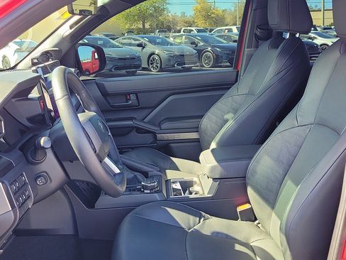 Used 2025 Toyota 4Runner TRD Off-Road Premium image 23