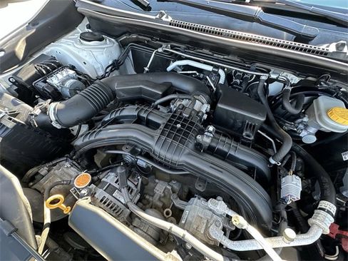 Used 2018 Subaru Crosstrek 2.0i Premium w/ Moonroof Package image 32