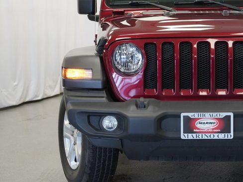 Used 2021 Jeep Wrangler Unlimited Sport AWD/4WD image 6