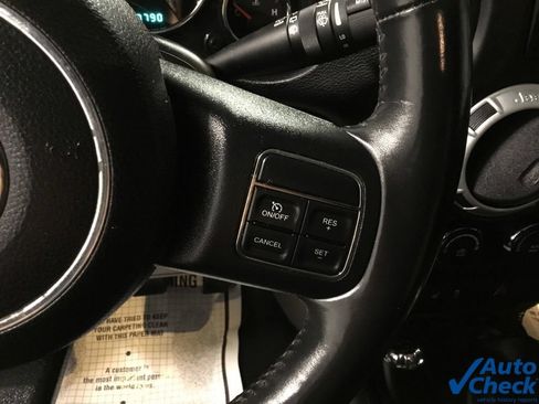Used 2014 Jeep Wrangler Sahara w/ Dual Top Group AWD/4WD image 41