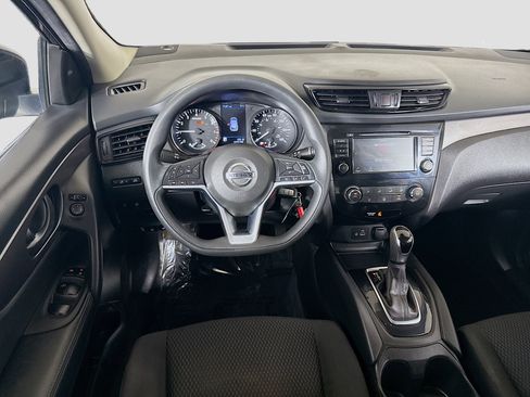 Used 2020 Nissan Rogue Sport S w/ Appearance Package image 17