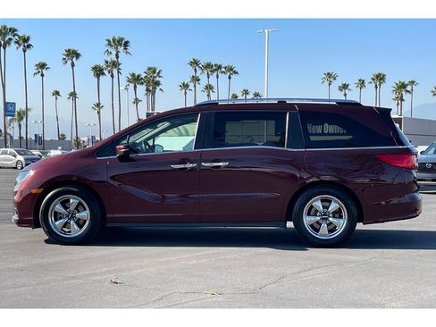 Used 2018 Honda Odyssey EX-L image 3