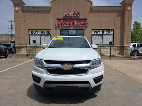 Used 2020 Chevrolet Colorado LT w/ Safety Package image 2