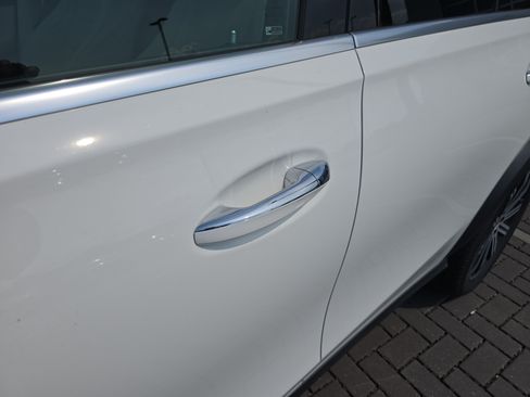 Used 2024 Mercedes-Benz GLE 450 4MATIC image 12