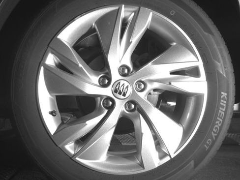 Used 2025 Buick Encore GX Preferred AWD/4WD image 14