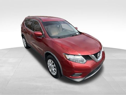 Used 2016 Nissan Rogue S image 7