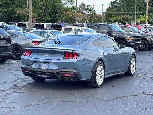 Used 2025 Ford Mustang GT Premium RWD image 17