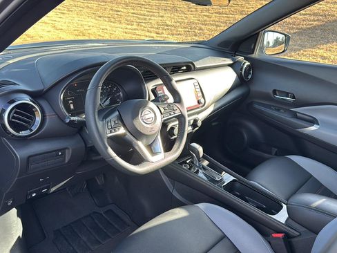 Used 2024 Nissan Kicks SR w/ SR Premium Package image 15