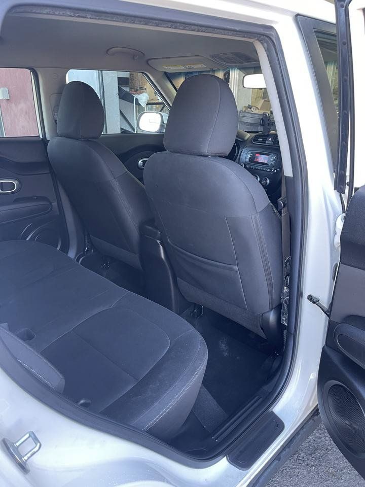 Used 2014 Kia Soul FWD image 10