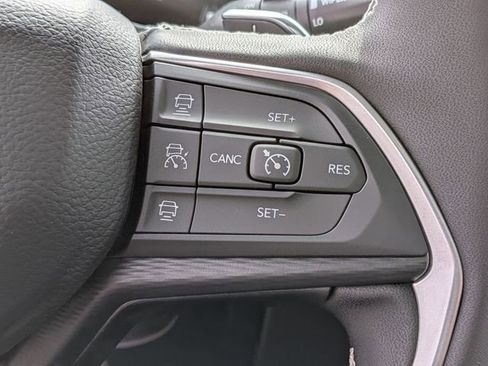 New 2026 Jeep Grand Cherokee L 4WD image 16