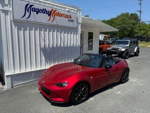 Used 2016 MAZDA MX-5 Miata Club RWD image 25