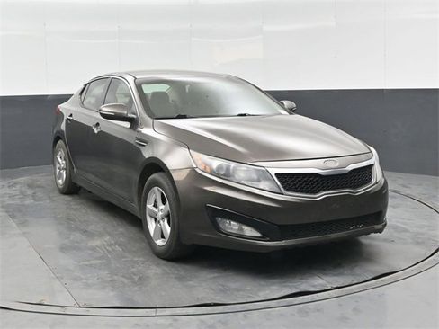 Used 2014 Kia Optima LX image 10