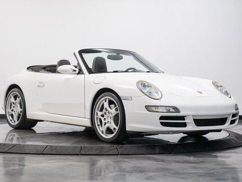 Used 2005 Porsche 911 Carrera image 15