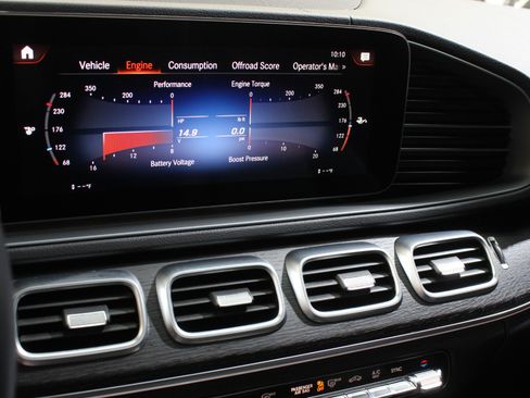 Used 2023 Mercedes-Benz GLS 450 4MATIC image 65