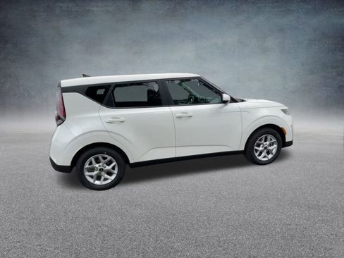 New 2025 Kia Soul LX w/ LX Technology Package image 24