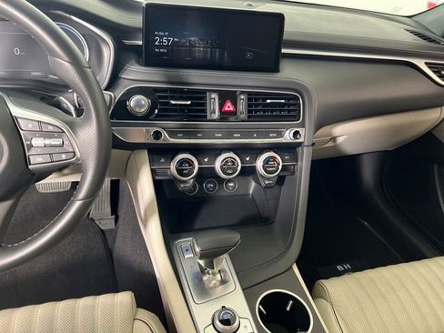 Used 2022 Genesis G70 3.3T image 19