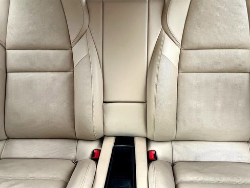 Used 2014 Porsche Panamera S image 14