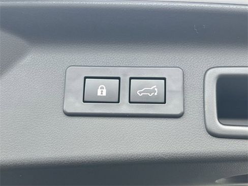 New 2025 Subaru Forester Limited w/ Popular Package #2 image 35