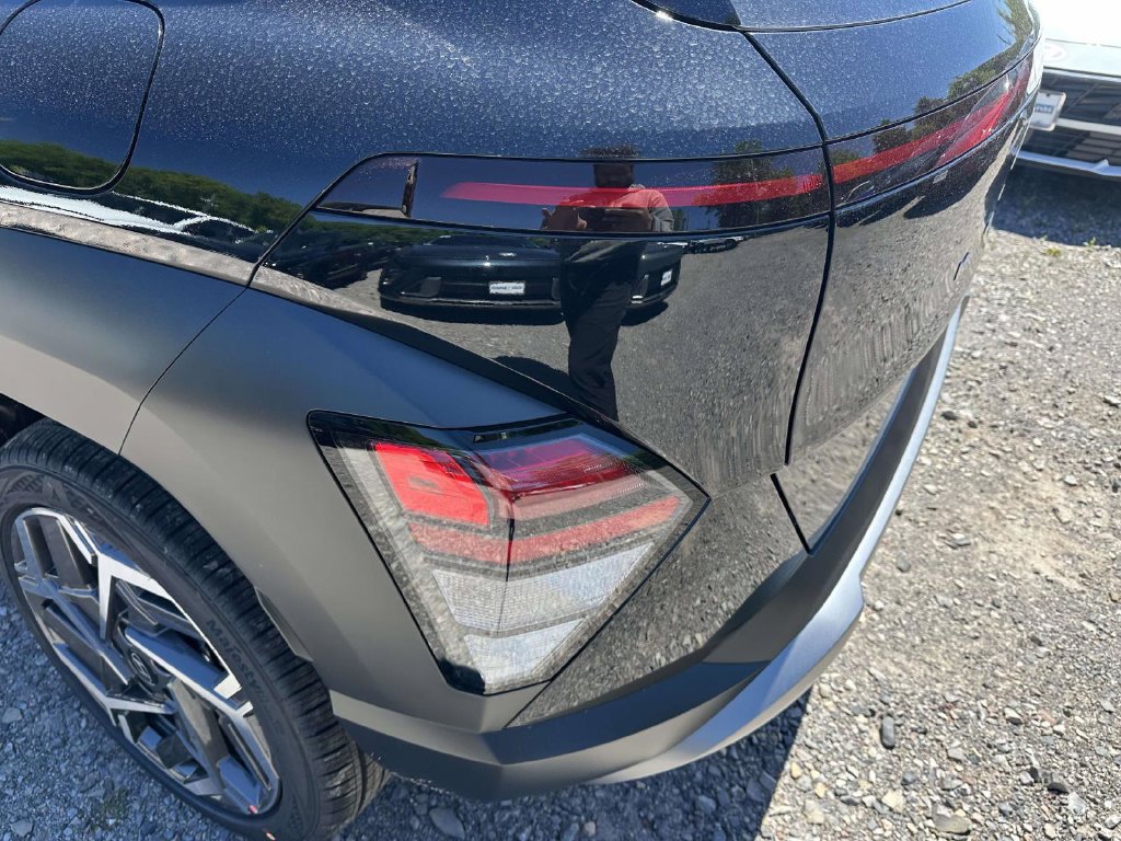 New 2026 Hyundai Kona SEL Premium AWD/4WD image 8