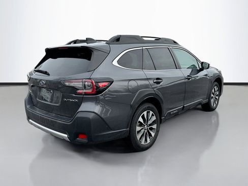 Used 2024 Subaru Outback Limited image 7