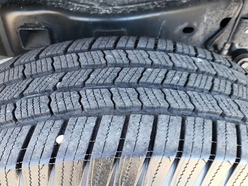 Used 2021 Jeep Gladiator Sport image 31