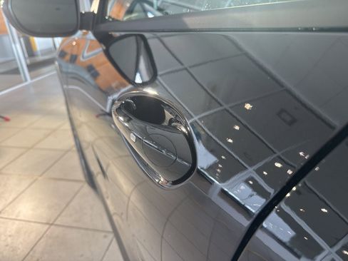 New 2026 Chevrolet Trax LT w/ Sunroof Package image 10