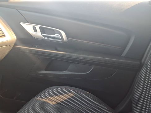 Used 2016 GMC Terrain SLE FWD image 27