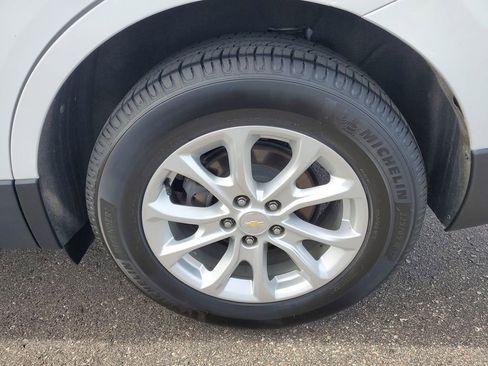 Used 2018 Chevrolet Equinox LT AWD/4WD image 29