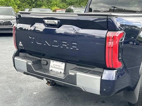 Used 2025 Toyota Tundra Limited AWD/4WD image 11