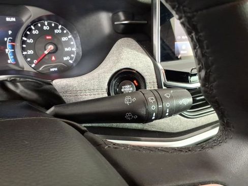 Used 2024 Jeep Compass Latitude image 26