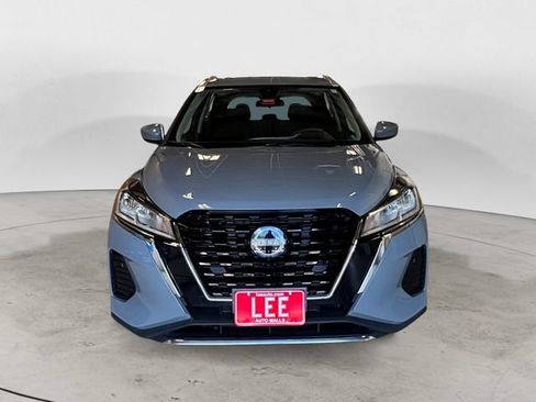 Certified 2023 Nissan Kicks SV FWD image 8