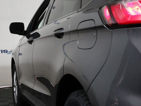 Used 2024 Ford Edge SEL AWD/4WD image 10