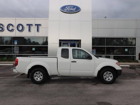 Used 2021 Nissan Frontier S RWD image 15