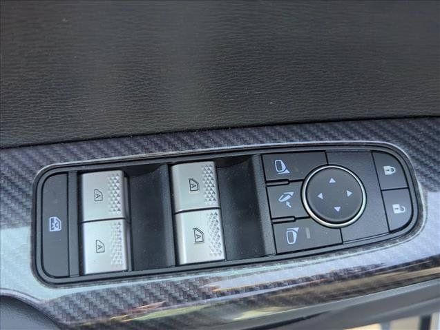 Used 2025 Mitsubishi Outlander SE FWD image 10