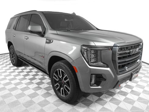 Used 2023 GMC Yukon AT4 AWD/4WD image 2