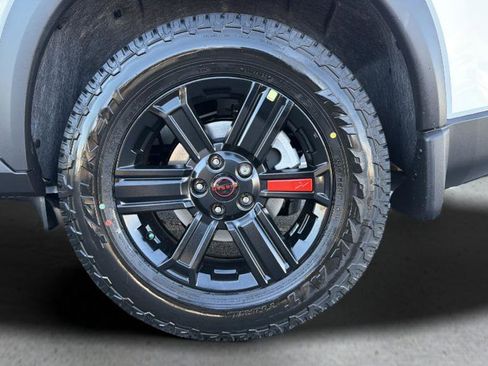 New 2026 Nissan Rogue SV AWD/4WD image 28