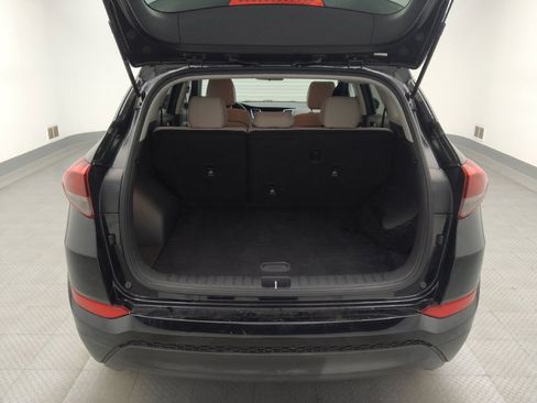 Used 2018 Hyundai Tucson SE FWD image 29